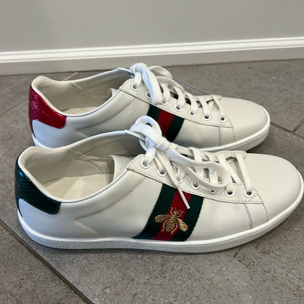 Gucci Bee White Sneakers